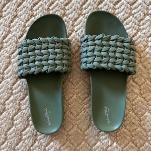 Universal Thread Braided Slide Sandal